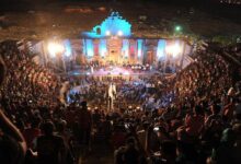 مصر  ضيف شرف مهرجان 37 تقديرا لما قدمته من حضور فني وثقافي
