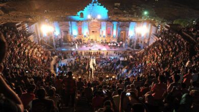 مصر  ضيف شرف مهرجان 37 تقديرا لما قدمته من حضور فني وثقافي