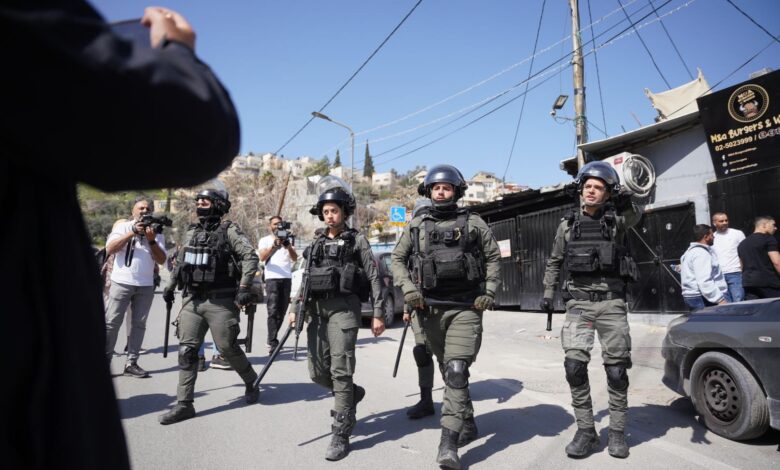 انتهاكات الاحتلال: شهيدان وإصابات واعتقالات