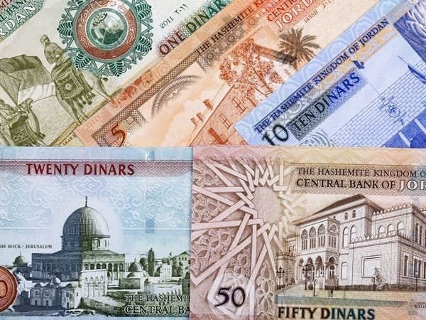 العملة الاردنية